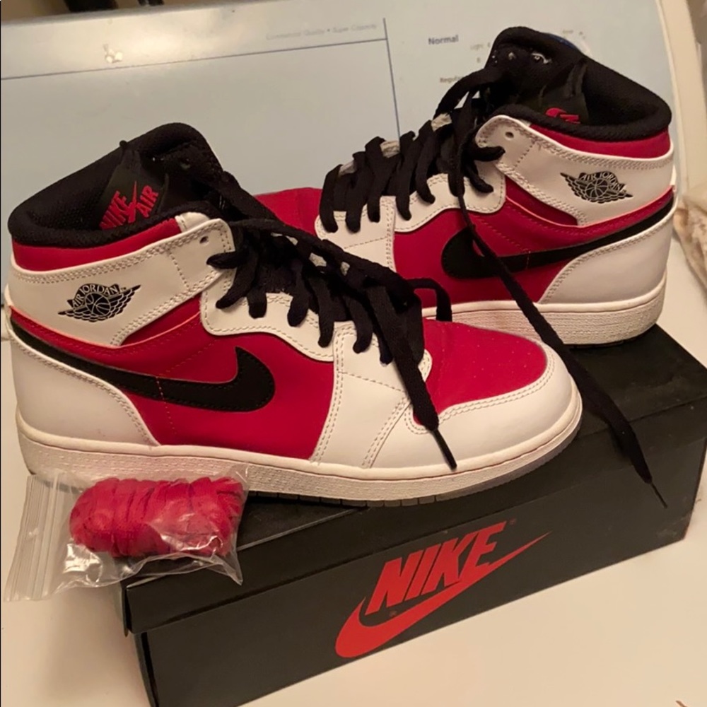 Nike air jordan sneakers